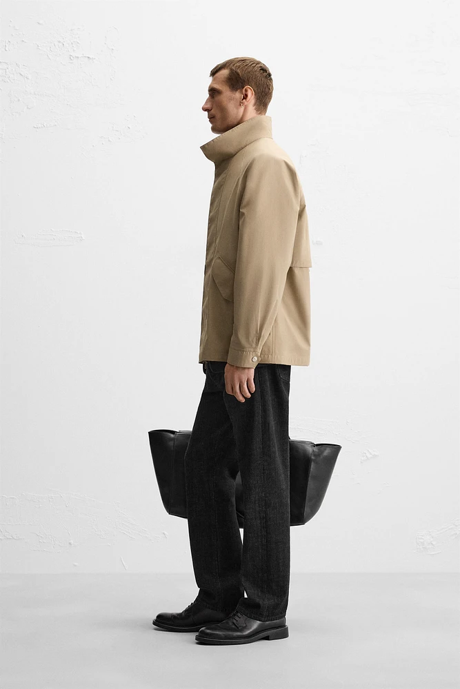 LIGHTWEIGHT WATER REPELLENT PARKA