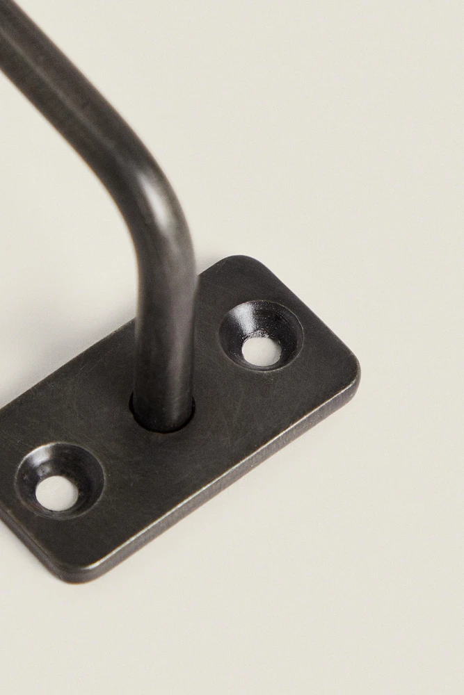 PACK OF SMALL DARK METAL HOOKS