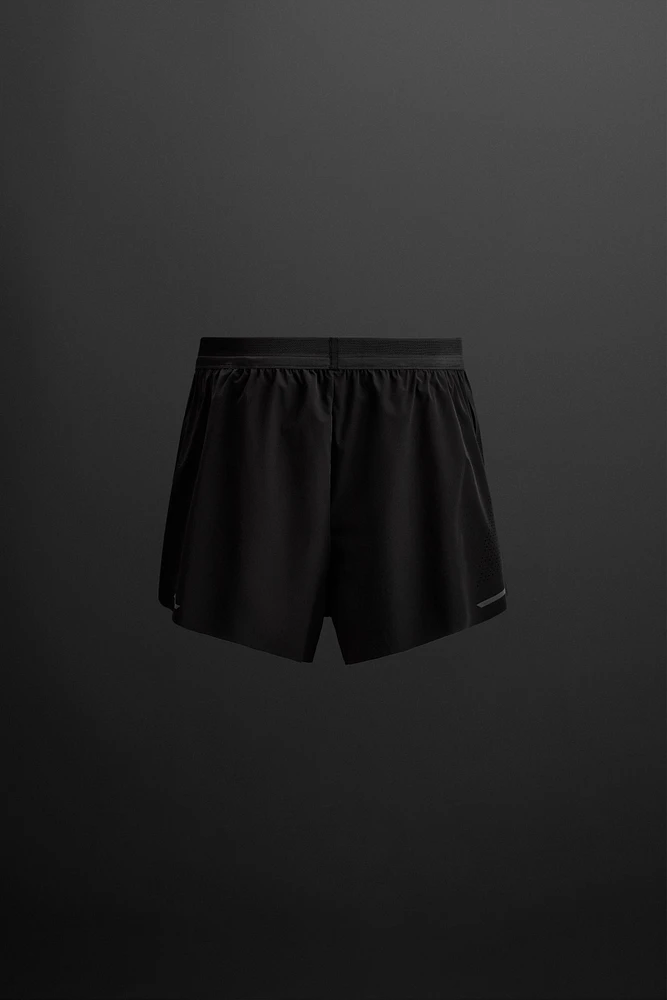 SHORT RUNNING SHORTS