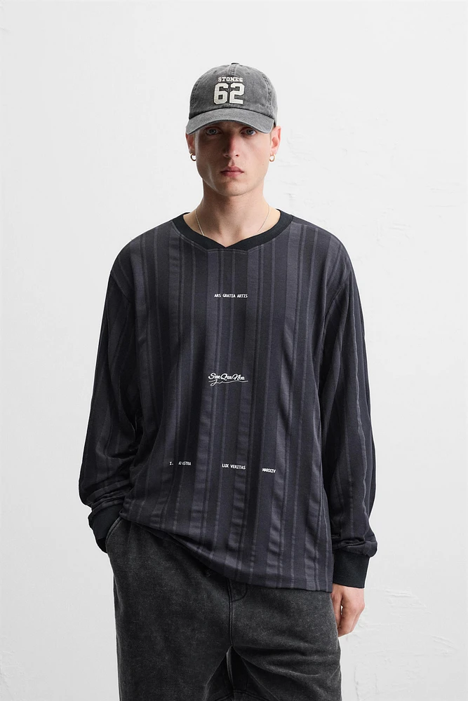 RETRO SOCCER TEXTURED SWEATSHIRT