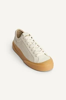 LTHR SNKRS 14