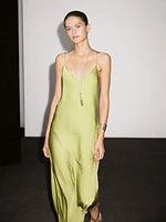 Robe midi fluide satinée