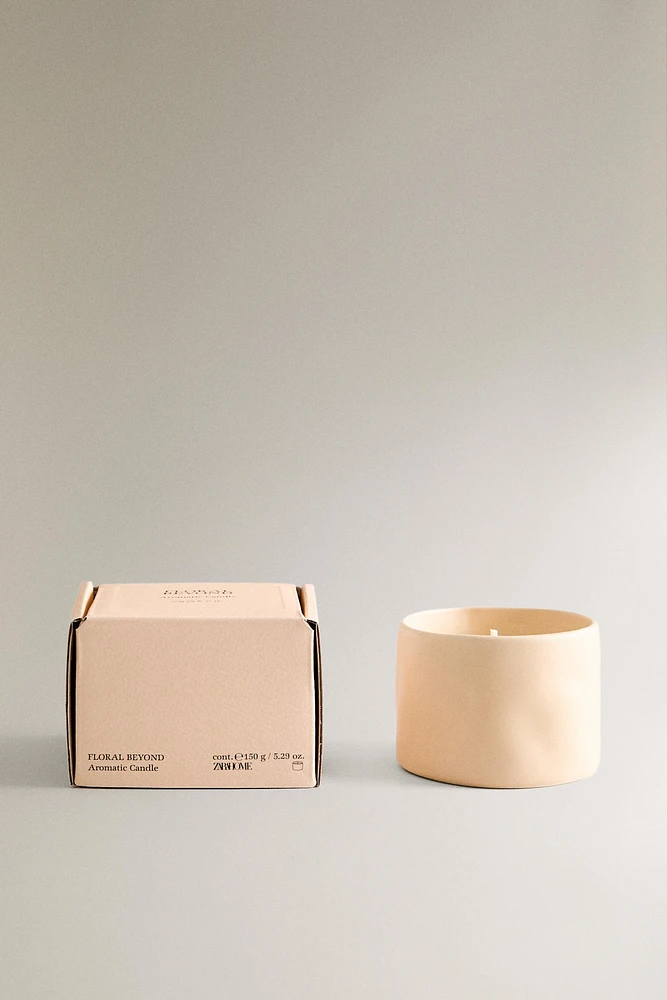(150 G) FLORAL BEYOND SCENTED CANDLE