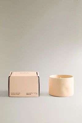(150 G) FLORAL BEYOND SCENTED CANDLE