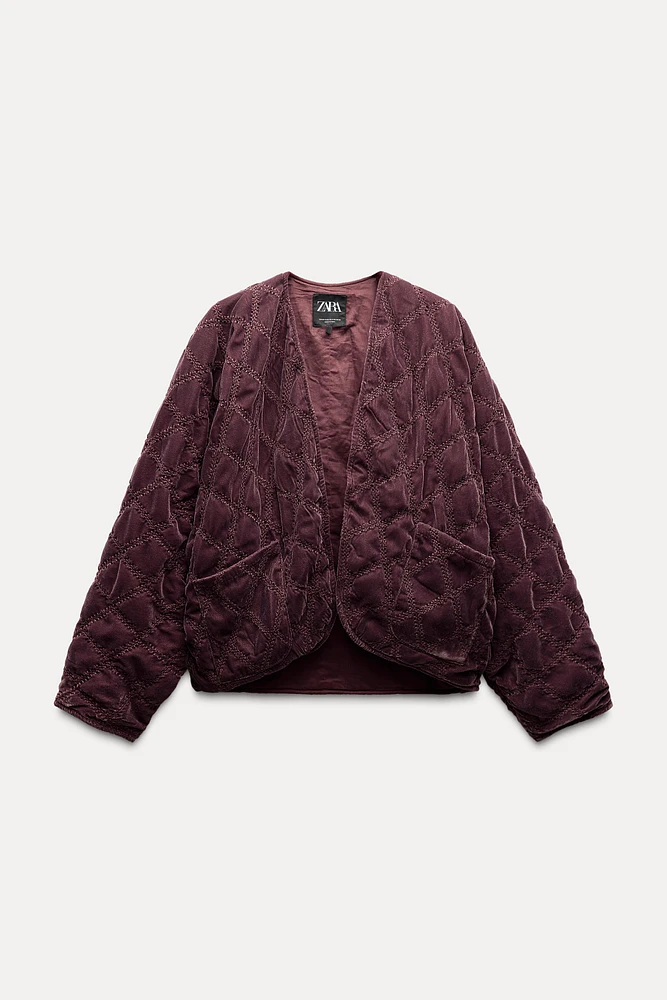 KIMONO EN VELOURS MATELASSÉ SURPIQUÉ