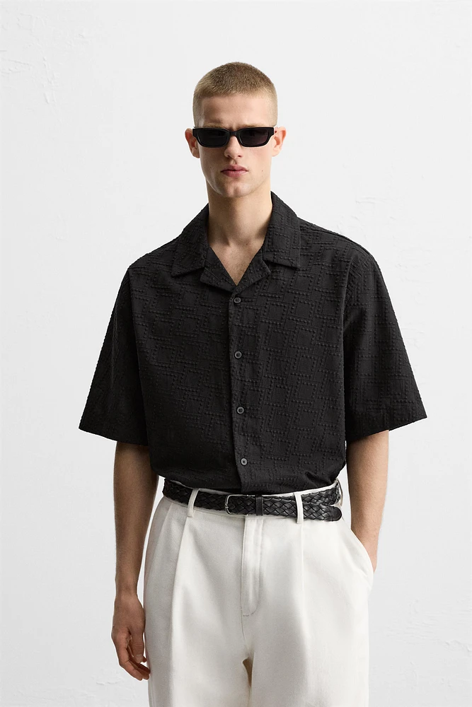 GEOMETRIC EMBROIDERED SHIRT