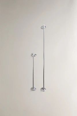 SILVER METAL TOWEL RACK
