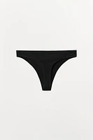SEAMLESS THONG