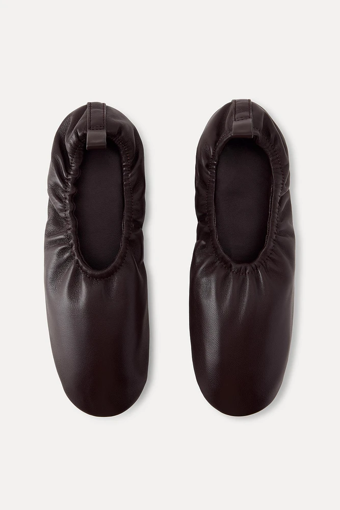 100% LEATHER LIMITED EDITION BALLERINAS