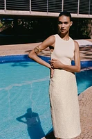 SLEEVELESS TOP