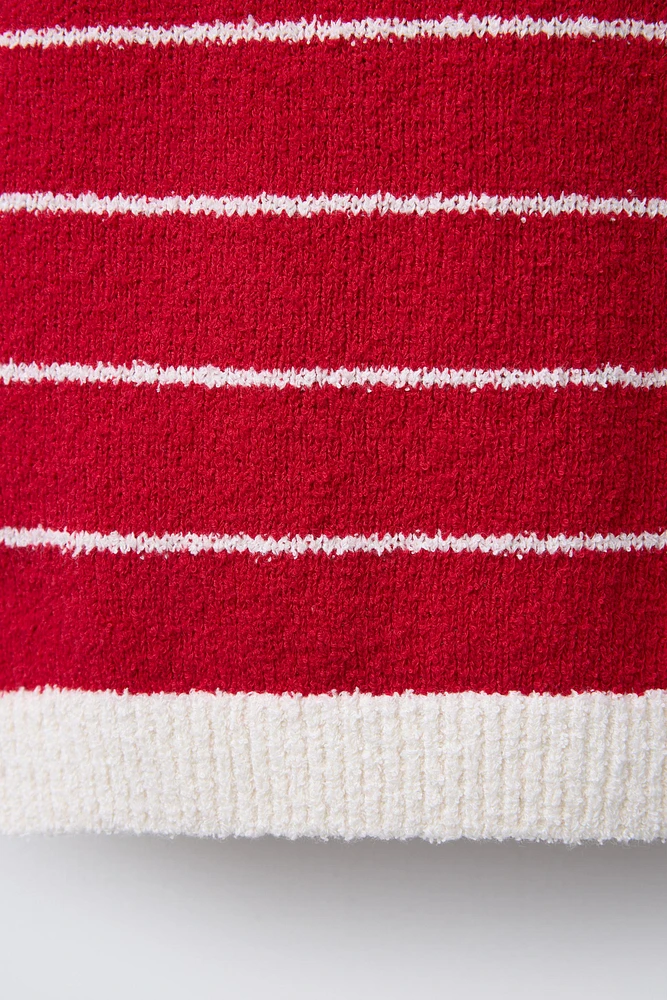 STRIPED TOWEL EFFECT TOP