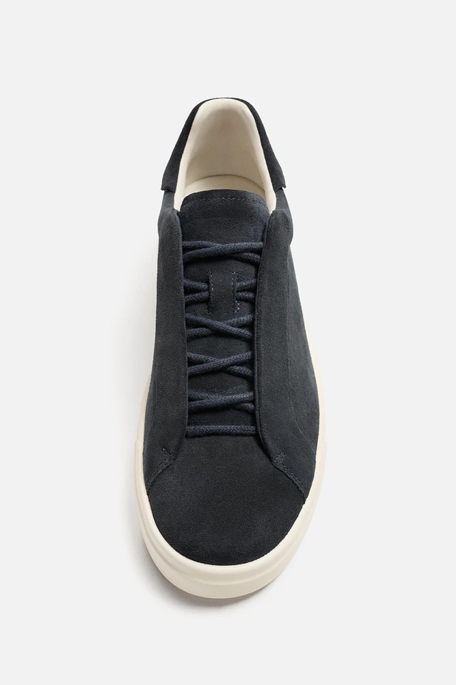 LEATHER SNEAKERS