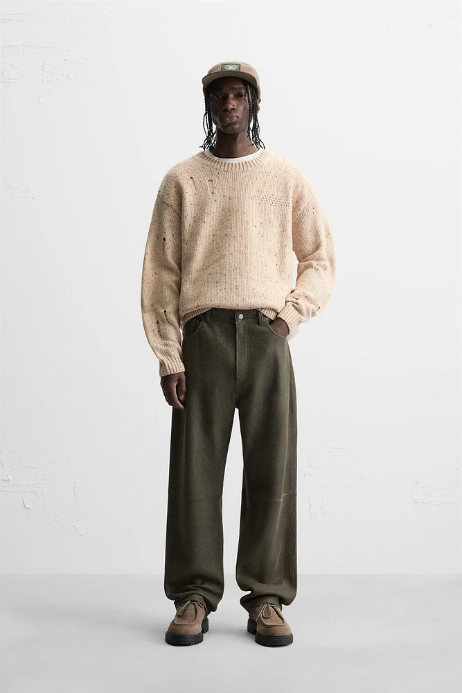 HEATHERED RIPPED EFFECT SWEATER