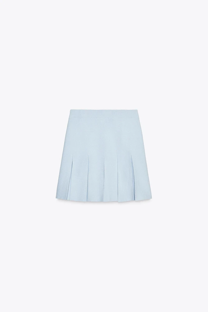 BOX PLEAT KNIT MINI SKIRT