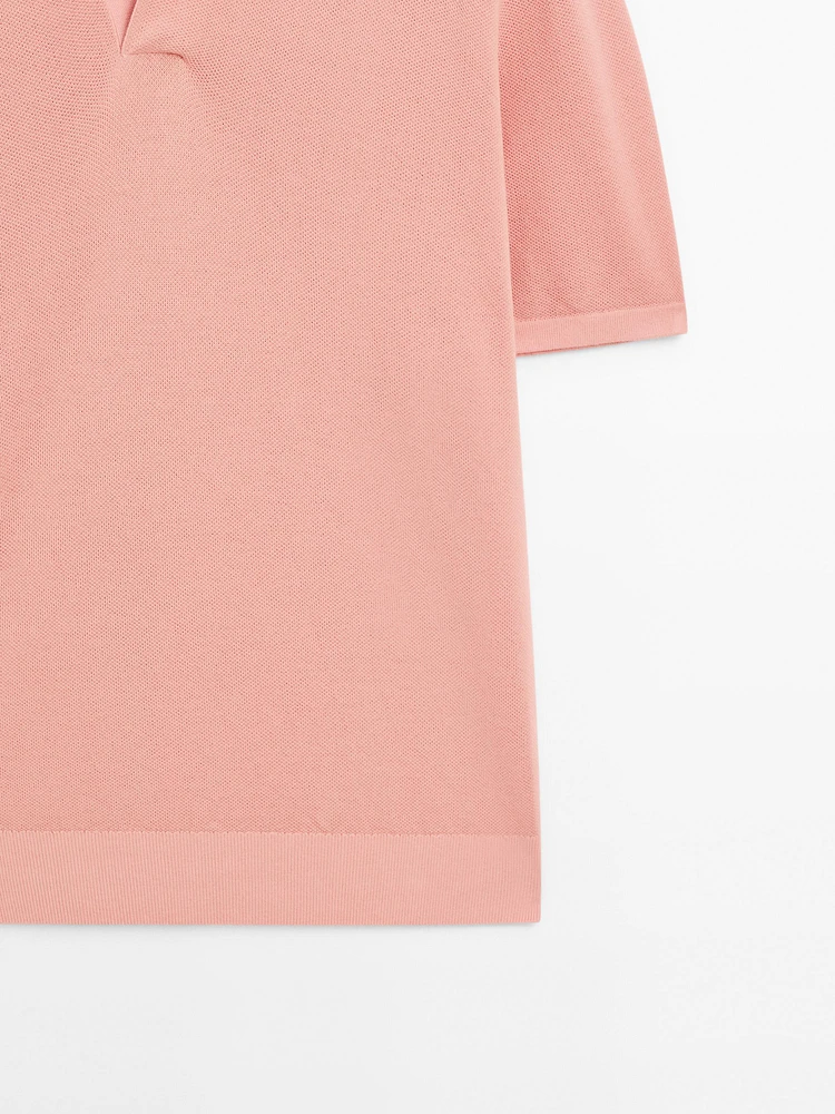 Polo en maille à col V