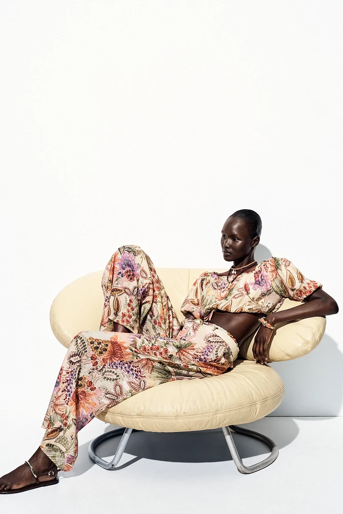 PRINTED BELTED PANTS