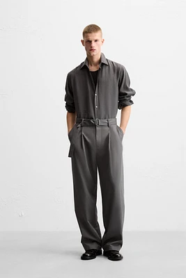 PLEATED PANTS WITH BELT