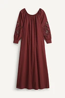 ROBE EN POPELINE BRODÉE ÉDITION LIMITÉE