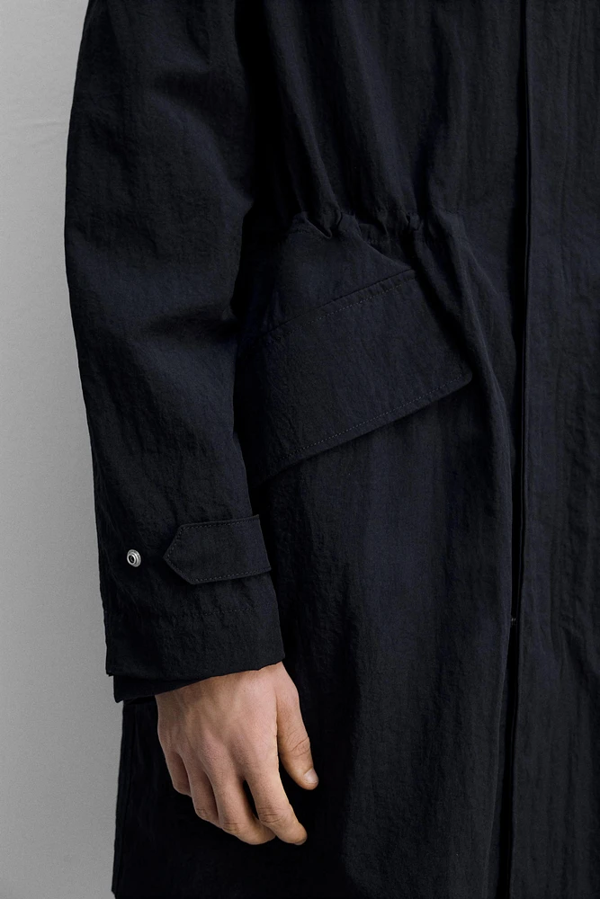 REGULAR FIT TECHNICAL PARKA