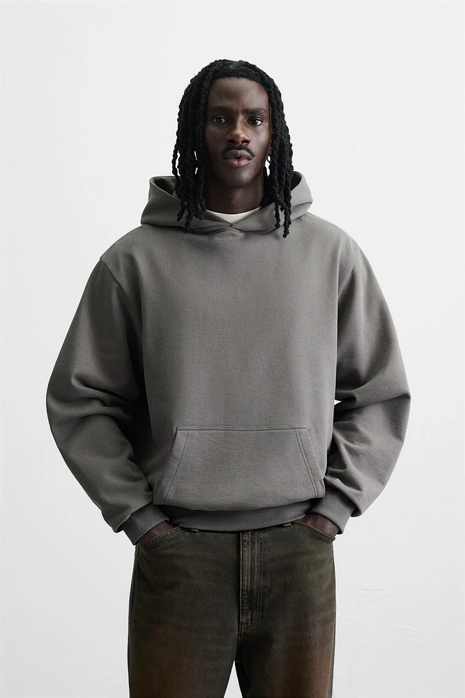 SWEAT À CAPUCHE BASIQUE