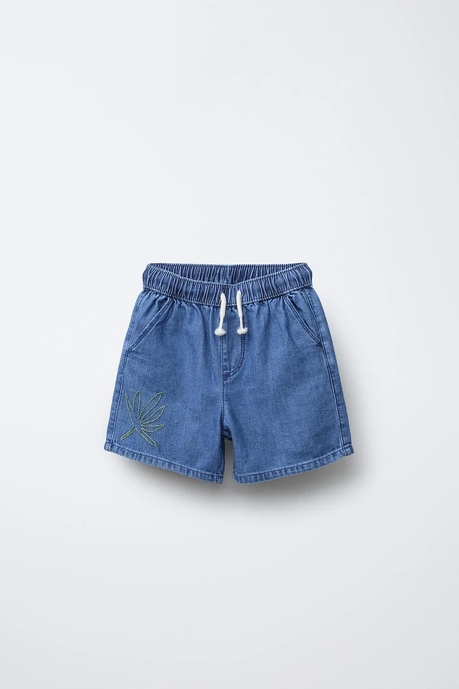 EMBROIDERED PALM TREE DENIM SHORTS
