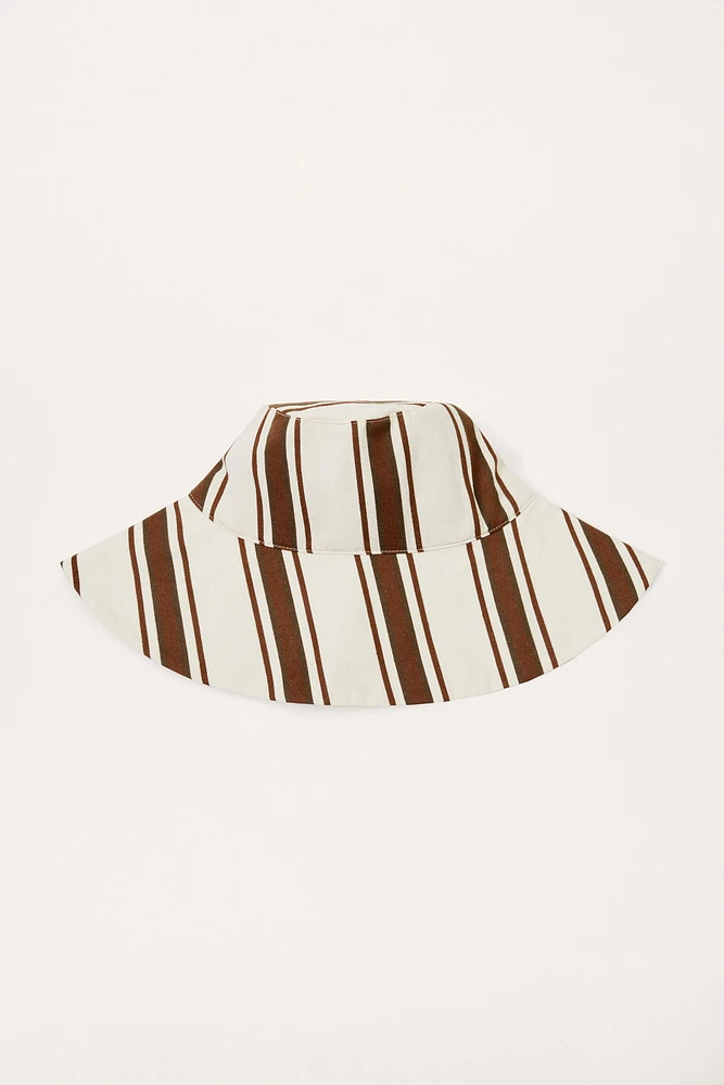 LIMITED EDITION STRIPED REVERSIBLE BUCKET HAT