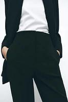 PANTS WITH A HIGH WAIST