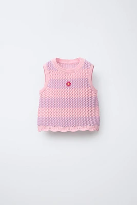 EMBROIDERED KNIT TOP