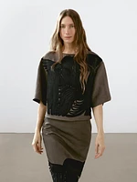 Flowing blouse with contrasting ribbons