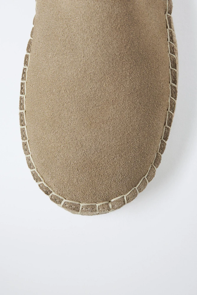 ESPADRILLES EN CUIR