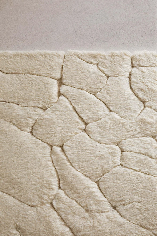RUG 04