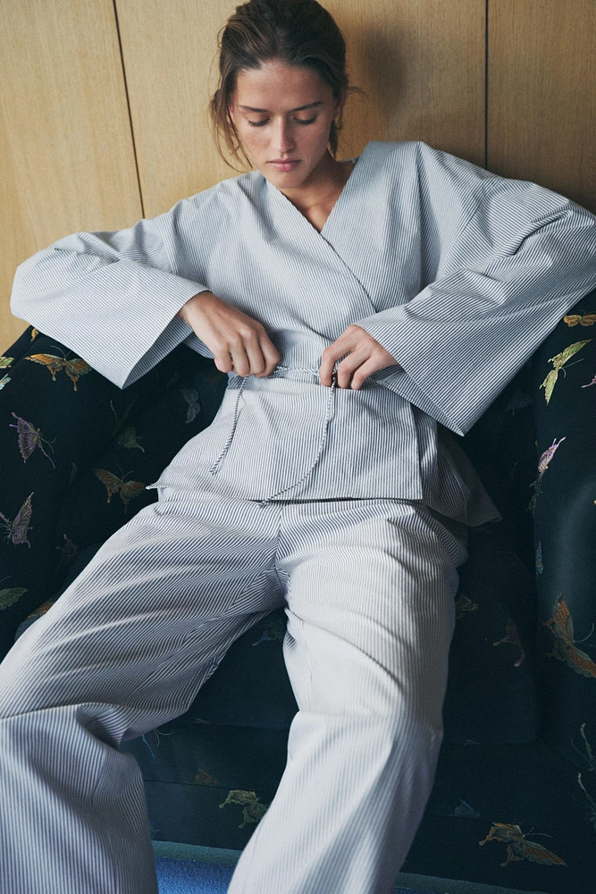PANTALON DE STYLE PYJAMA À RAYURES