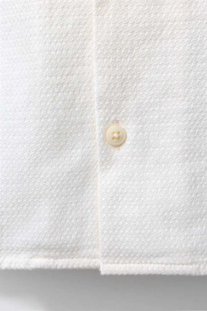 CHEMISE STRUCTURÉE À POCHE