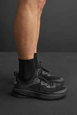 RUNNING SNEAKERS