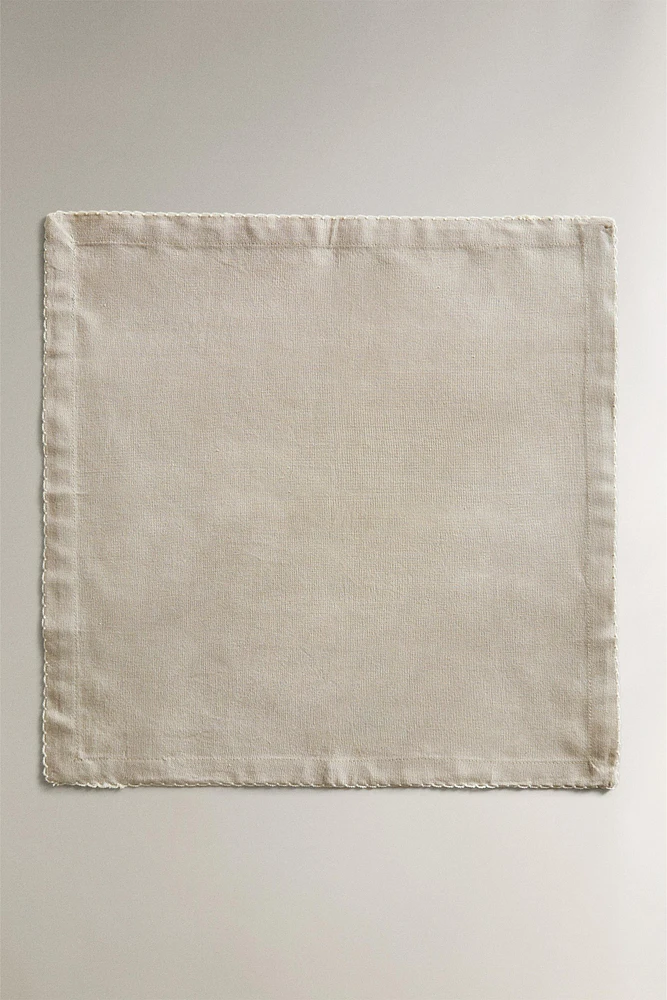 SERVIETTES DE TABLE ONDES
