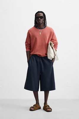 EMBROIDERED OVERSIZED FIT JOGGER SHORTS