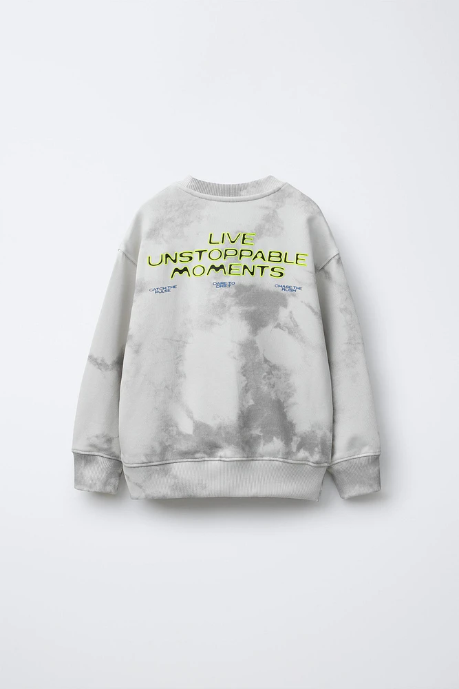 PRINTED TIE-DYE SWEATSHIRT