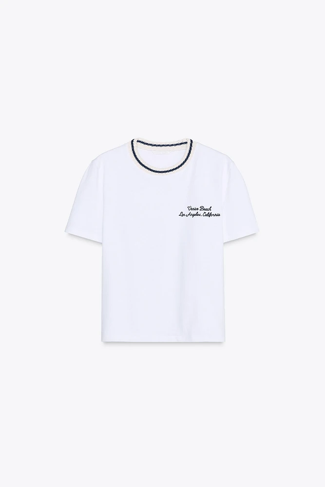 T-SHIRT BRODÉ À COL EN TRICOT