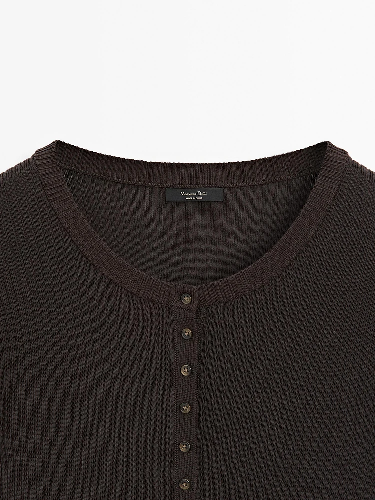 Ribbed knit crew neck cardigan