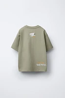 T-SHIRT IMPRIMÉ GRAFFITI