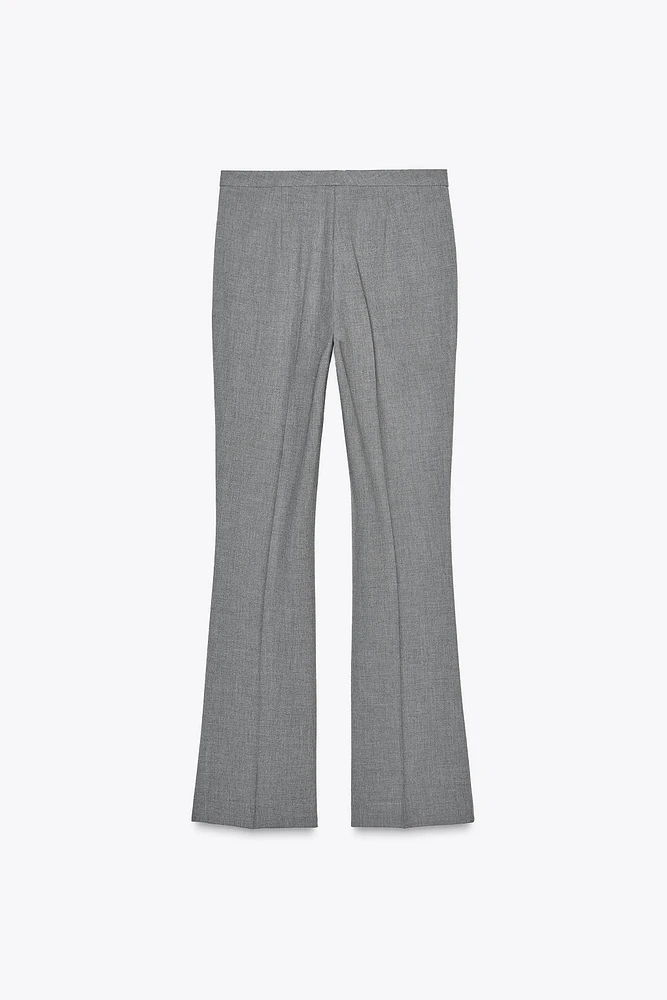 RIB DETAIL FLARE PANTS