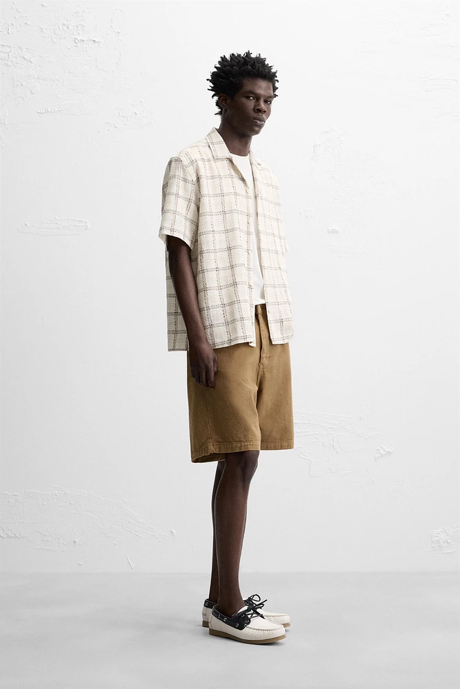 TEXTURED PLAID SHIRT