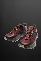 RUNNING SNEAKERS