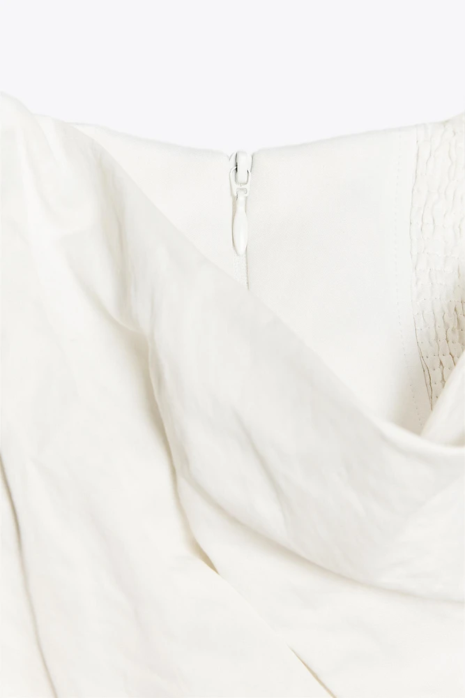 VOLUMINOUS RUFFLE TOP ZW COLLECTION