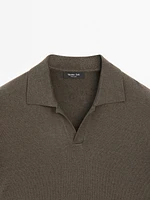 Polo en maille de lin mélangé à col V