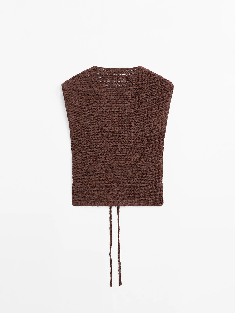 Veste sans manches lacée en crochet de coton mélangé