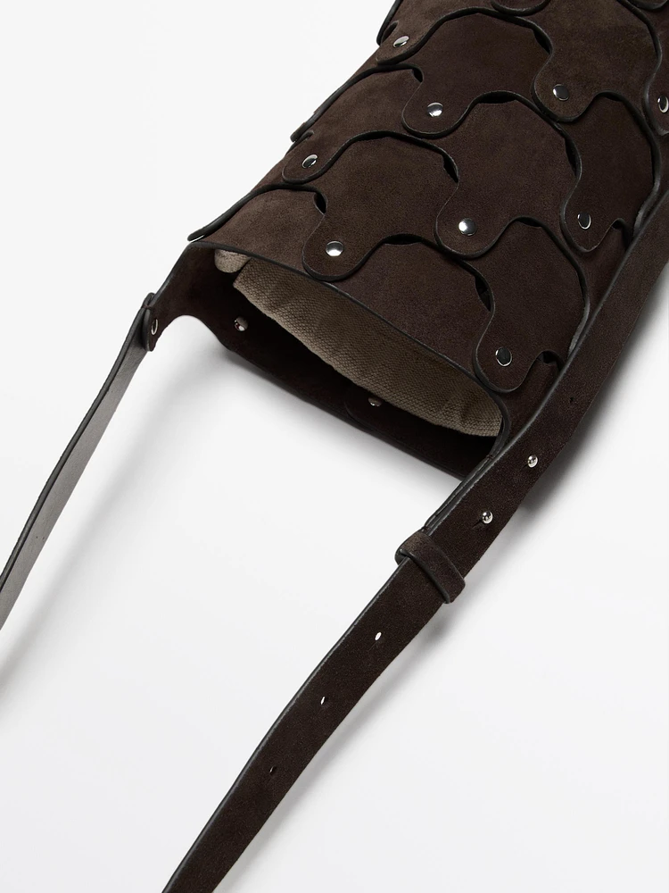 Sac seau à clous en croûte de cuir