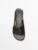 Leather sandals with ring detail