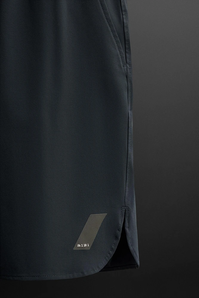 TRAINING TEXTURED SHORTS