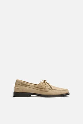 CHAUSSURES BATEAU EN CUIR